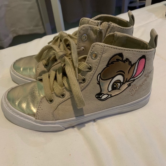 Sneakers - Picture 2 of 3